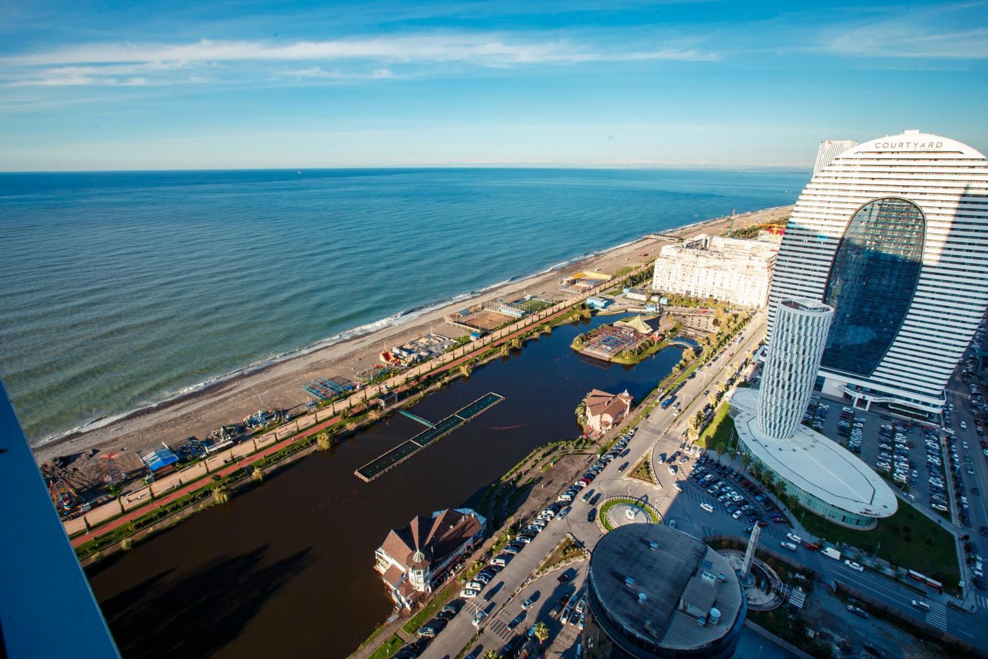 Panorama Batumi Beach Resort Экстерьер фото