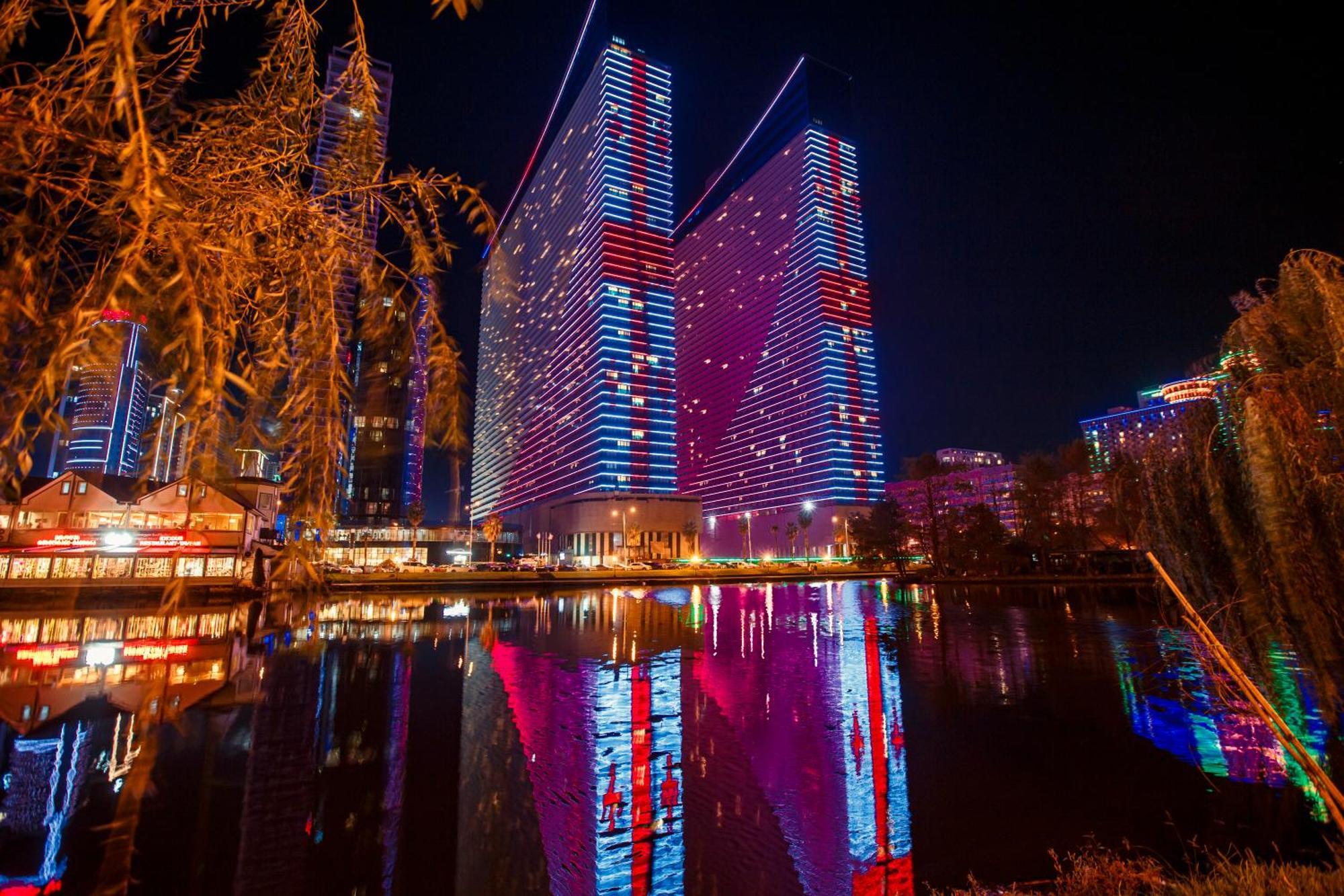 Panorama Batumi Beach Resort Экстерьер фото