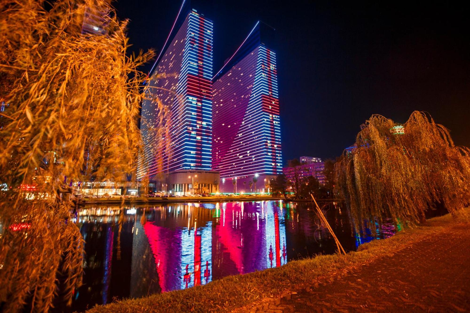Panorama Batumi Beach Resort Экстерьер фото