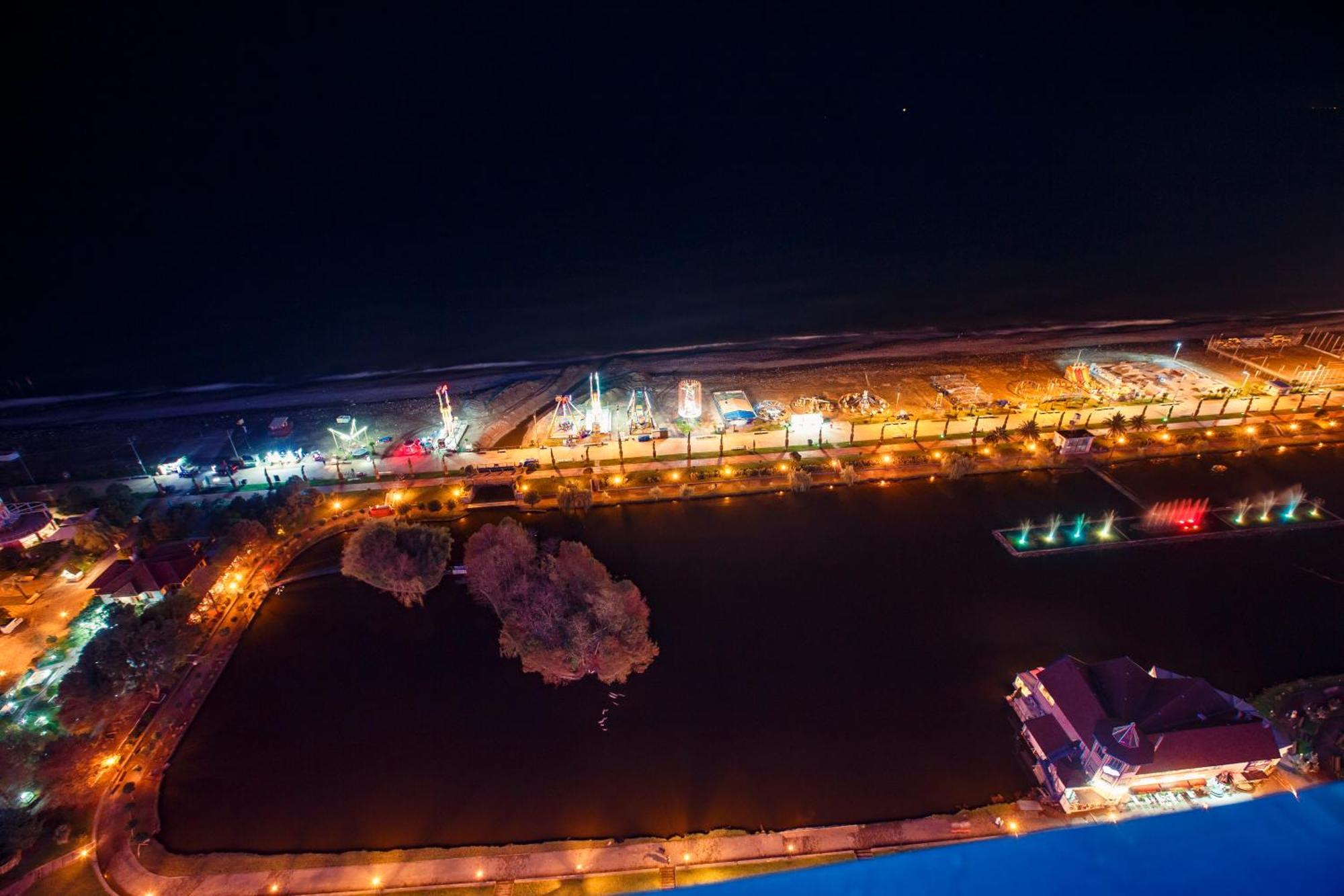 Panorama Batumi Beach Resort Экстерьер фото