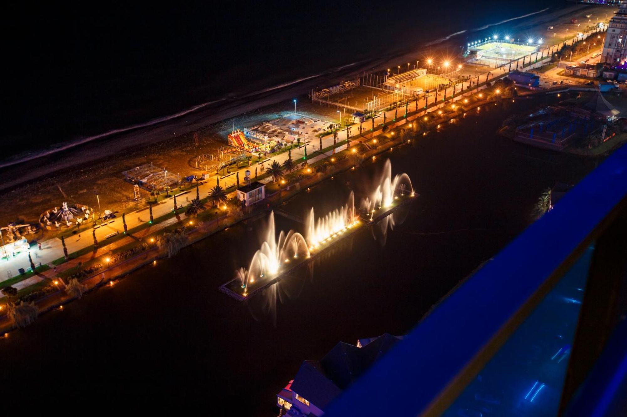 Panorama Batumi Beach Resort Экстерьер фото