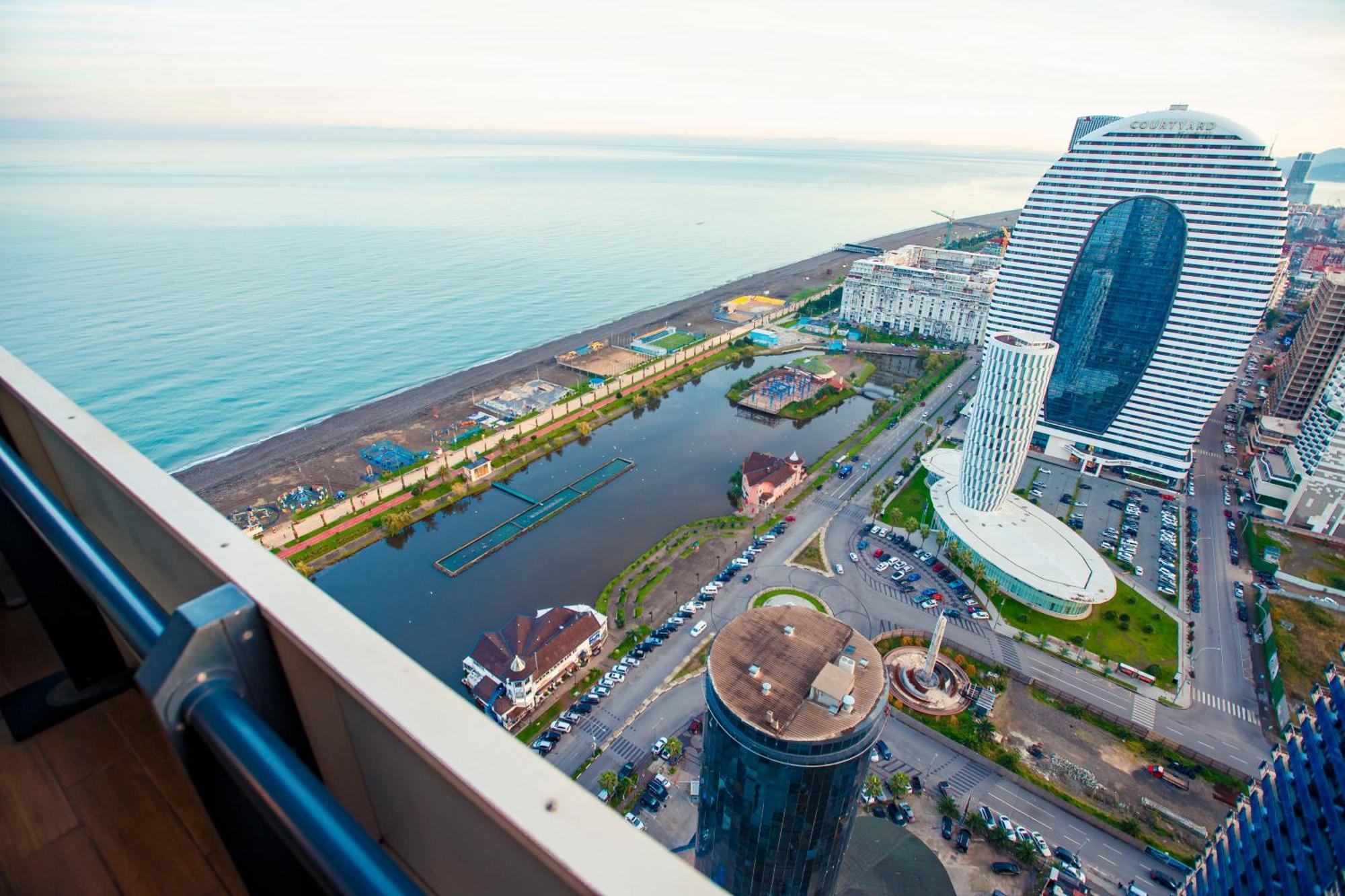 Panorama Batumi Beach Resort Экстерьер фото