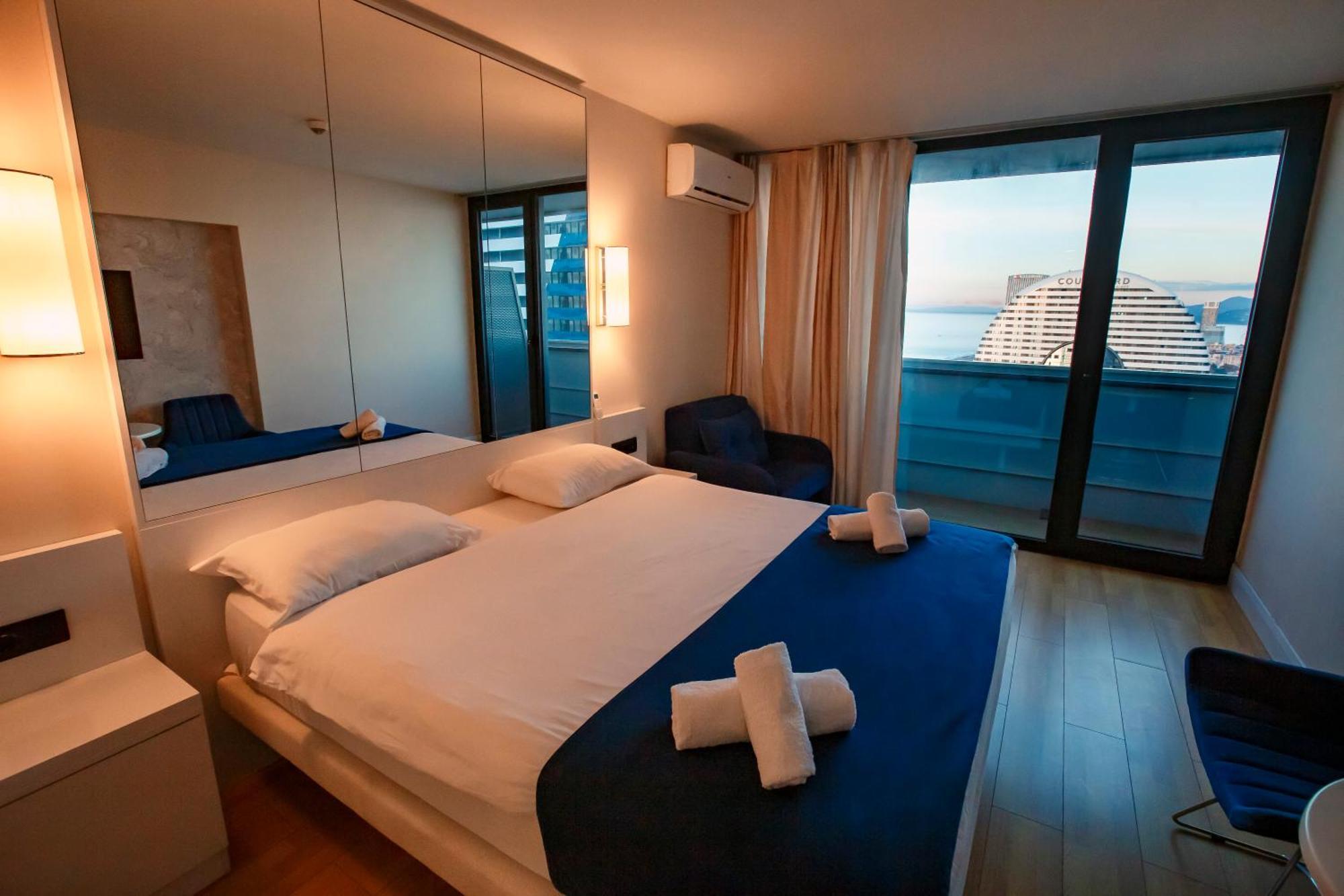 Panorama Batumi Beach Resort Экстерьер фото